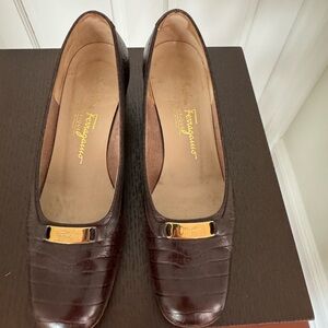 Salvatore Ferragamo Dark Brown Croc-Embossed Leather Pumps with Gold Buckle